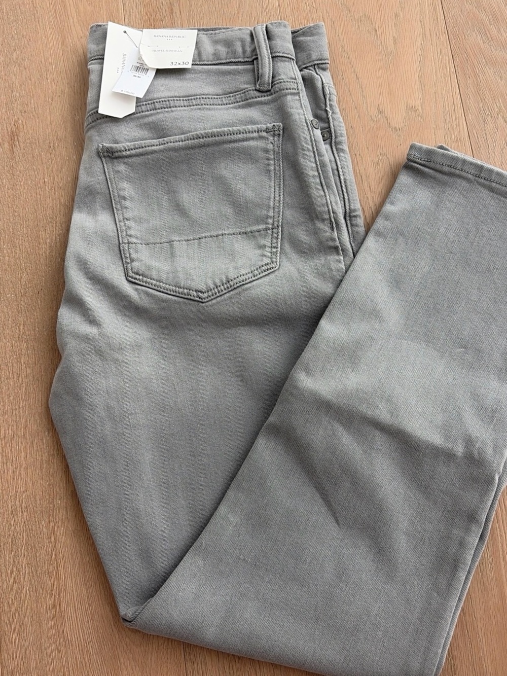 Banana Republic Slim Jeans in Light Gray